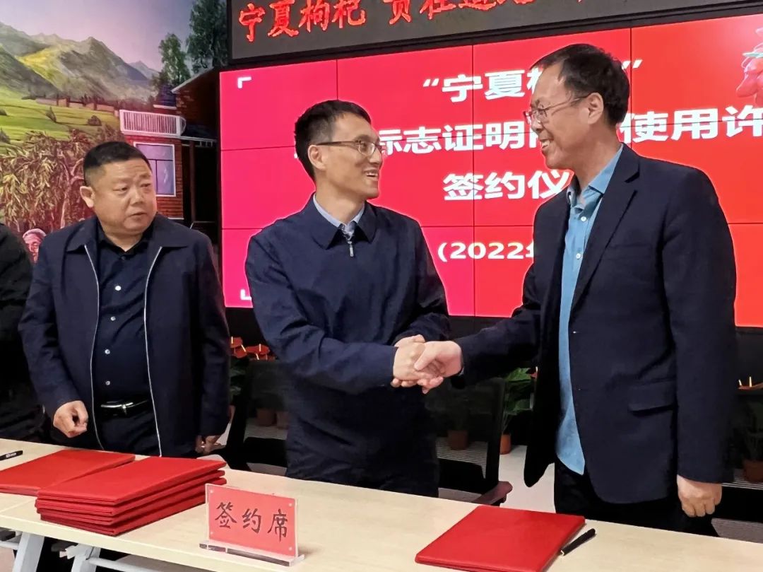 7cd826cfee4bb57c74c20a43317ed016.jpg 7cd826cfee4bb57c74c20a43317ed016.jpg