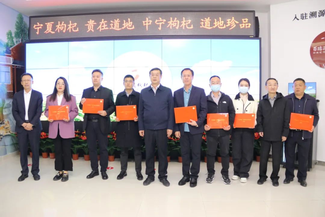 e02733e677b73424df7b4f4a2bc436d1.jpg e02733e677b73424df7b4f4a2bc436d1.jpg