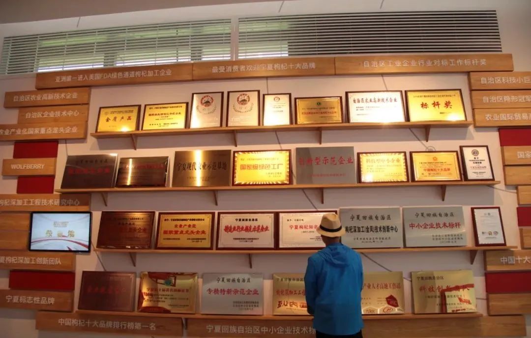 d34bc38a3c6f5a733f39d4d0acc68b38.jpg d34bc38a3c6f5a733f39d4d0acc68b38.jpg