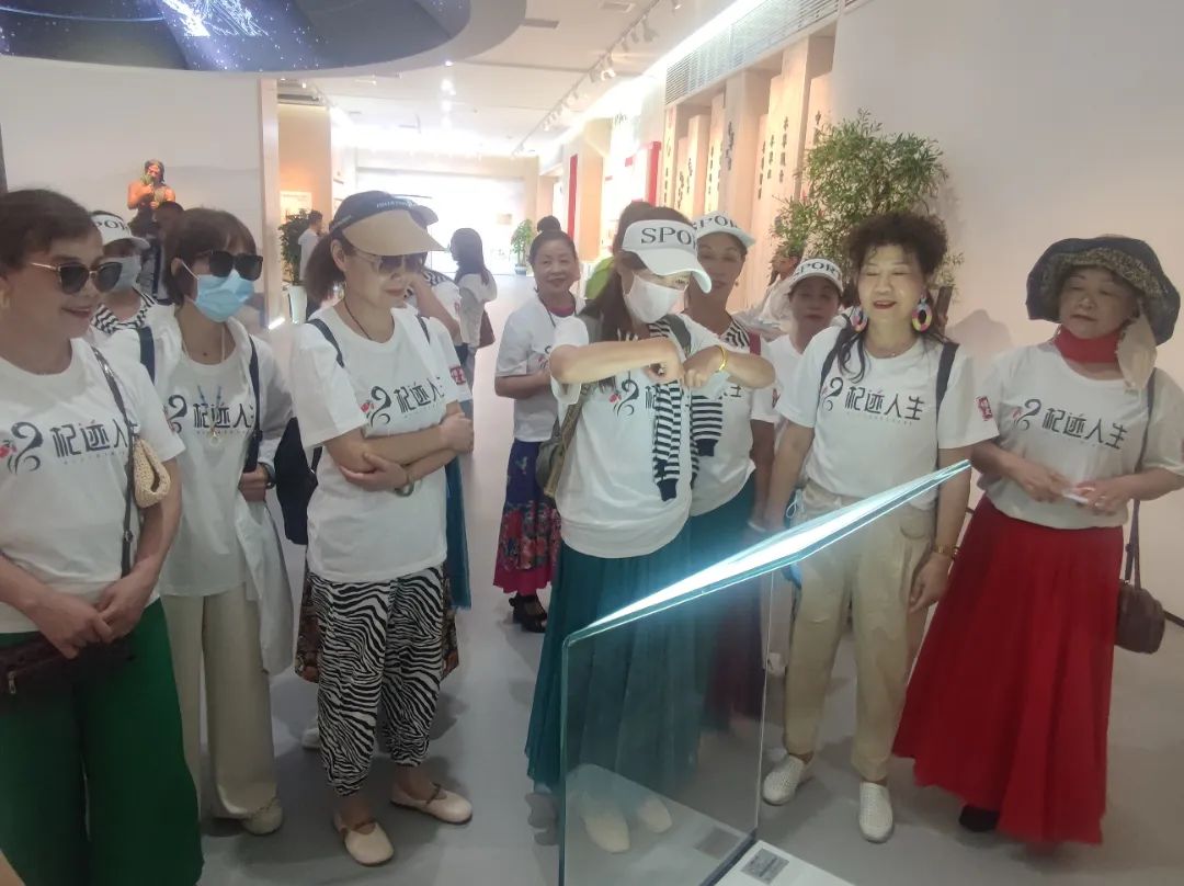 dd1b8ef8b614eeb888c5d0747c6673df.jpg dd1b8ef8b614eeb888c5d0747c6673df.jpg