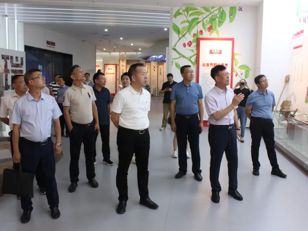 a382e665afe772a42da98d472e877aa9.jpg a382e665afe772a42da98d472e877aa9.jpg