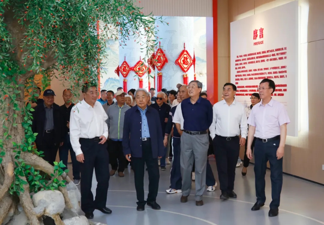 6f6f77a3e79782e87356eb37d44e885e.jpg 6f6f77a3e79782e87356eb37d44e885e.jpg