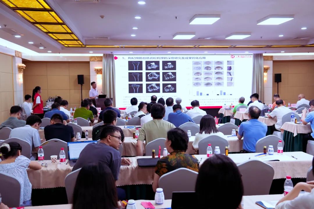 03347257efbe28031835c4ad6f02b880.jpg 03347257efbe28031835c4ad6f02b880.jpg