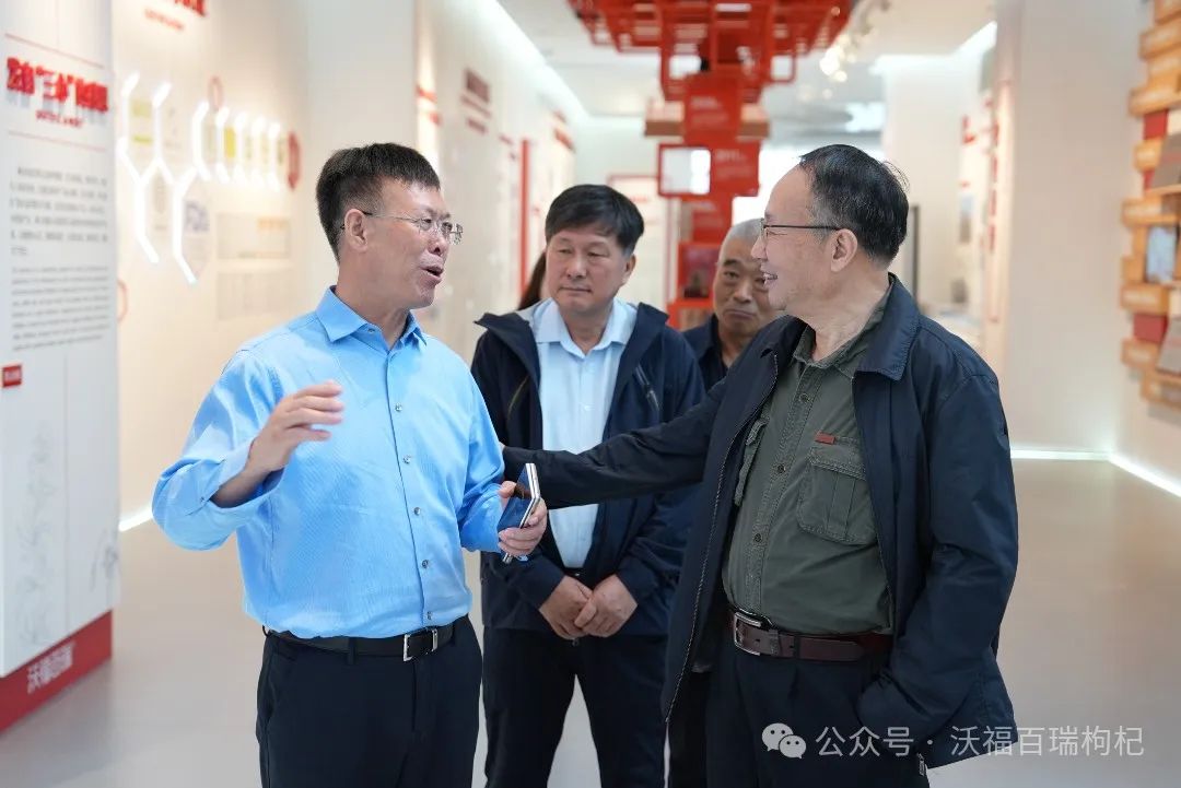 704441b6e28b9abe260029b6b72e746e.jpg 704441b6e28b9abe260029b6b72e746e.jpg